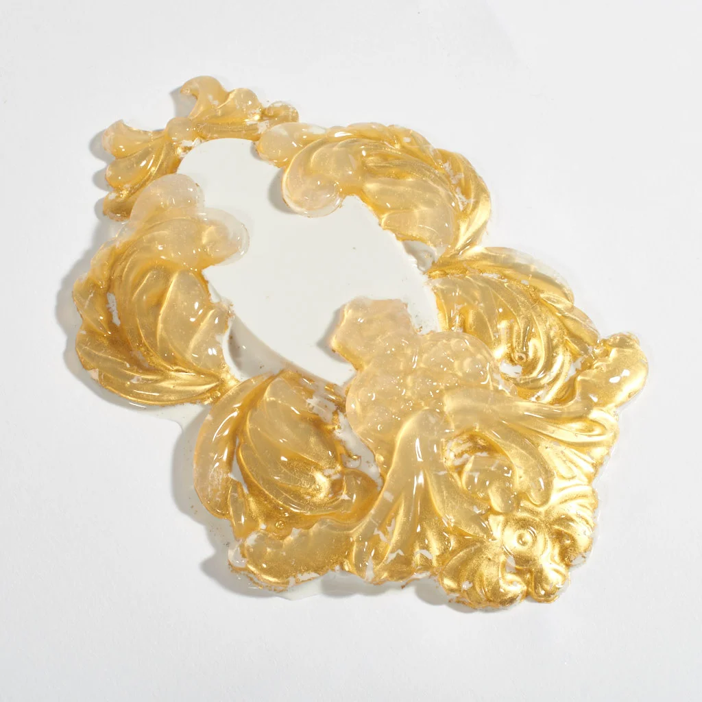 RuePigalle_IsabelleBusnel_Gold_Leaf_web.jpg