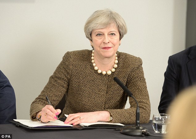 3E74F1EB00000578-4331920-Theresa_May_who_has_revealed_that_she_ll_trigger_Article_50_befo-a-4_1490028820713 - DailyMail.jpg