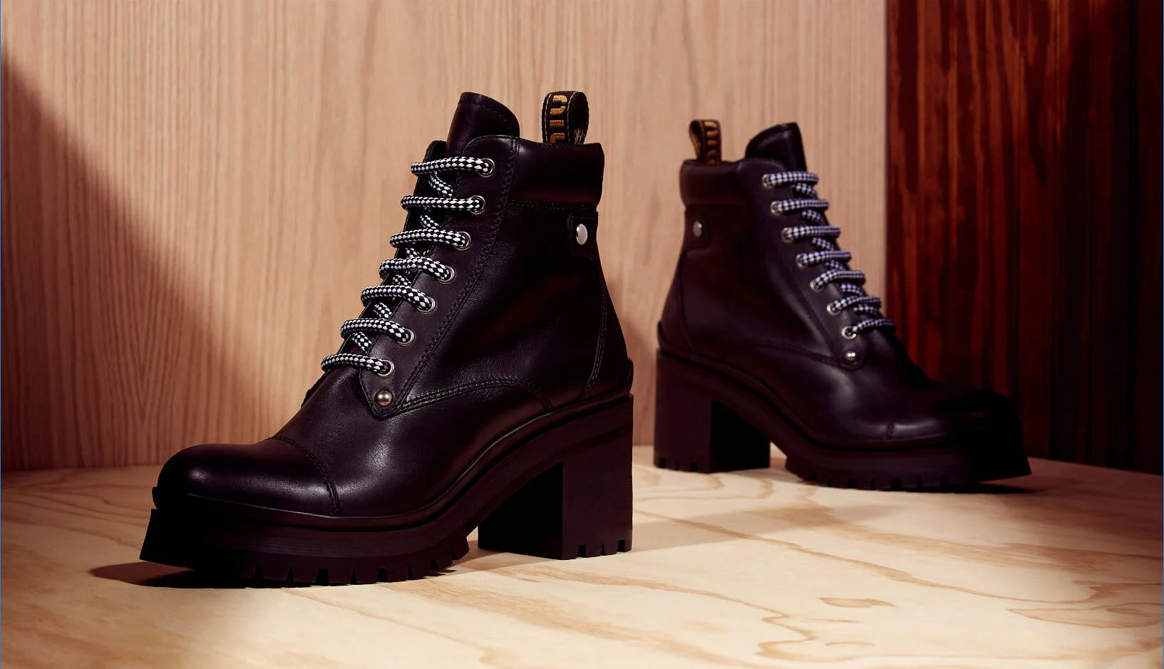 MiuMiu_Lookbook_PAGE6s-1.jpg