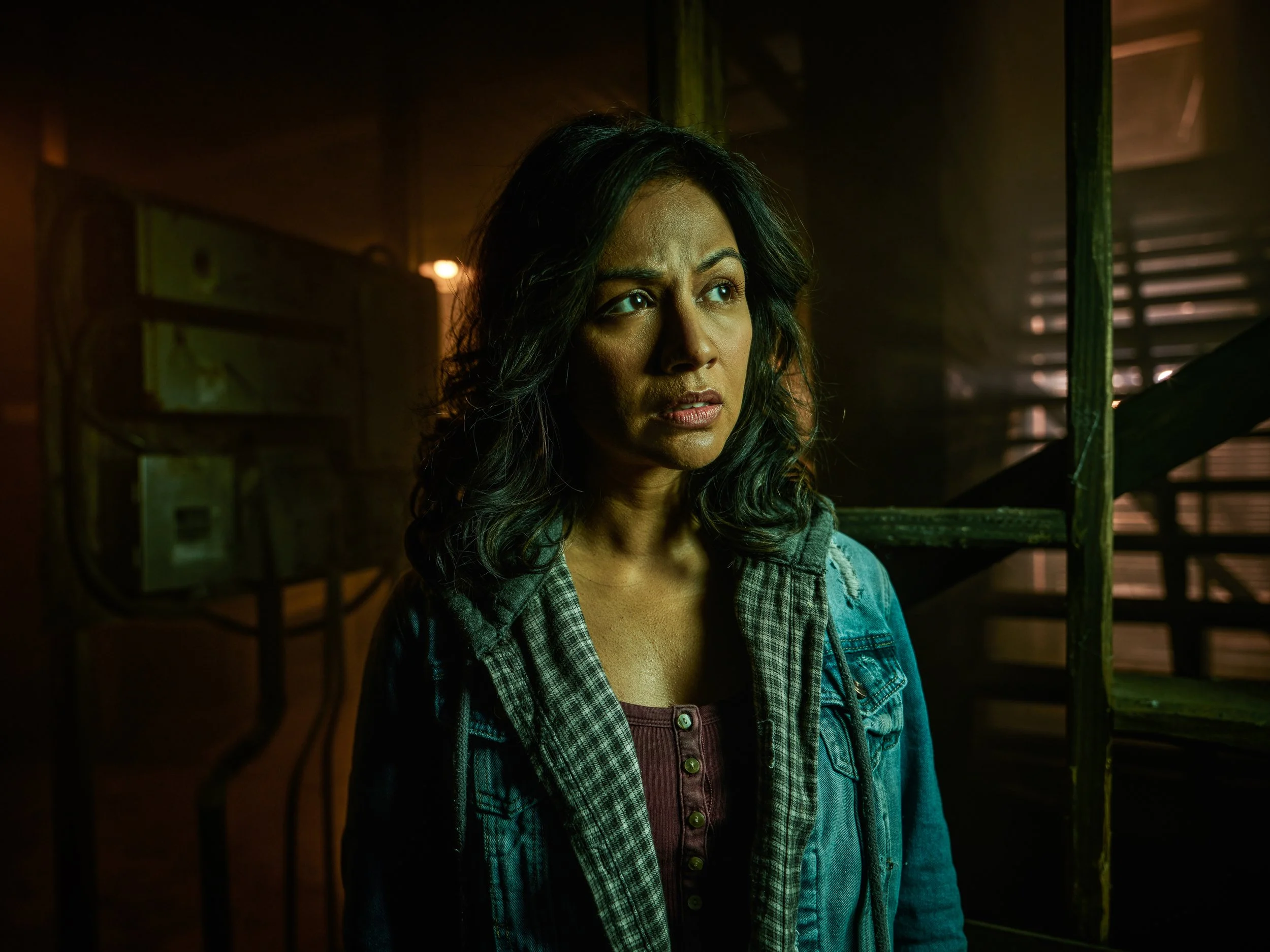  Karen David as Grace - Fear the Walking Dead _ Season 8, Gallery - Photo Credit: Brendan Meadows/AMC 
