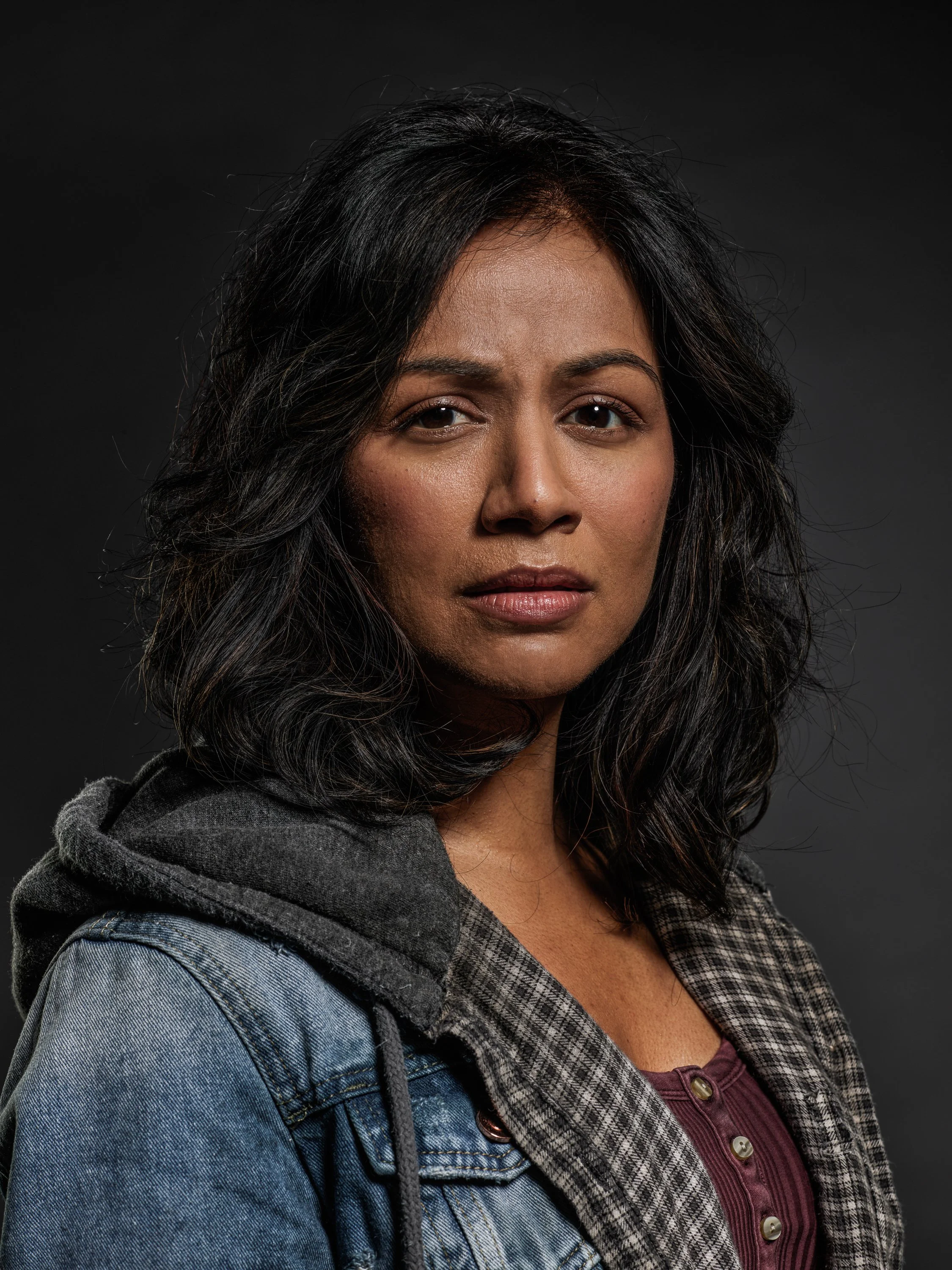  Karen David as Grace - Fear the Walking Dead _ Season 8, Gallery - Photo Credit: Brendan Meadows/AMC 