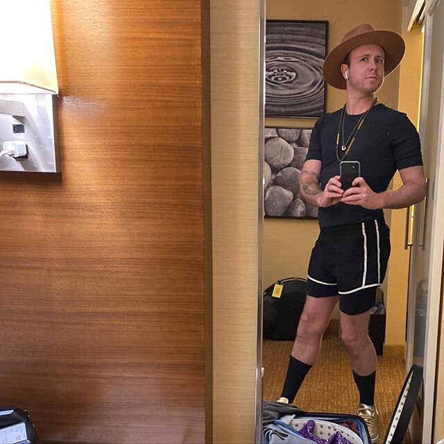 Rejected Show Looks, Season 1 Episode 1 🤠🚫👖