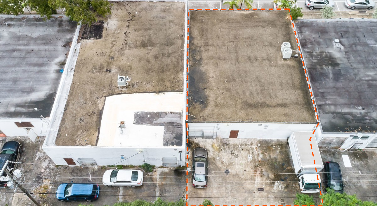 08-aerial-lot-outlined.png
