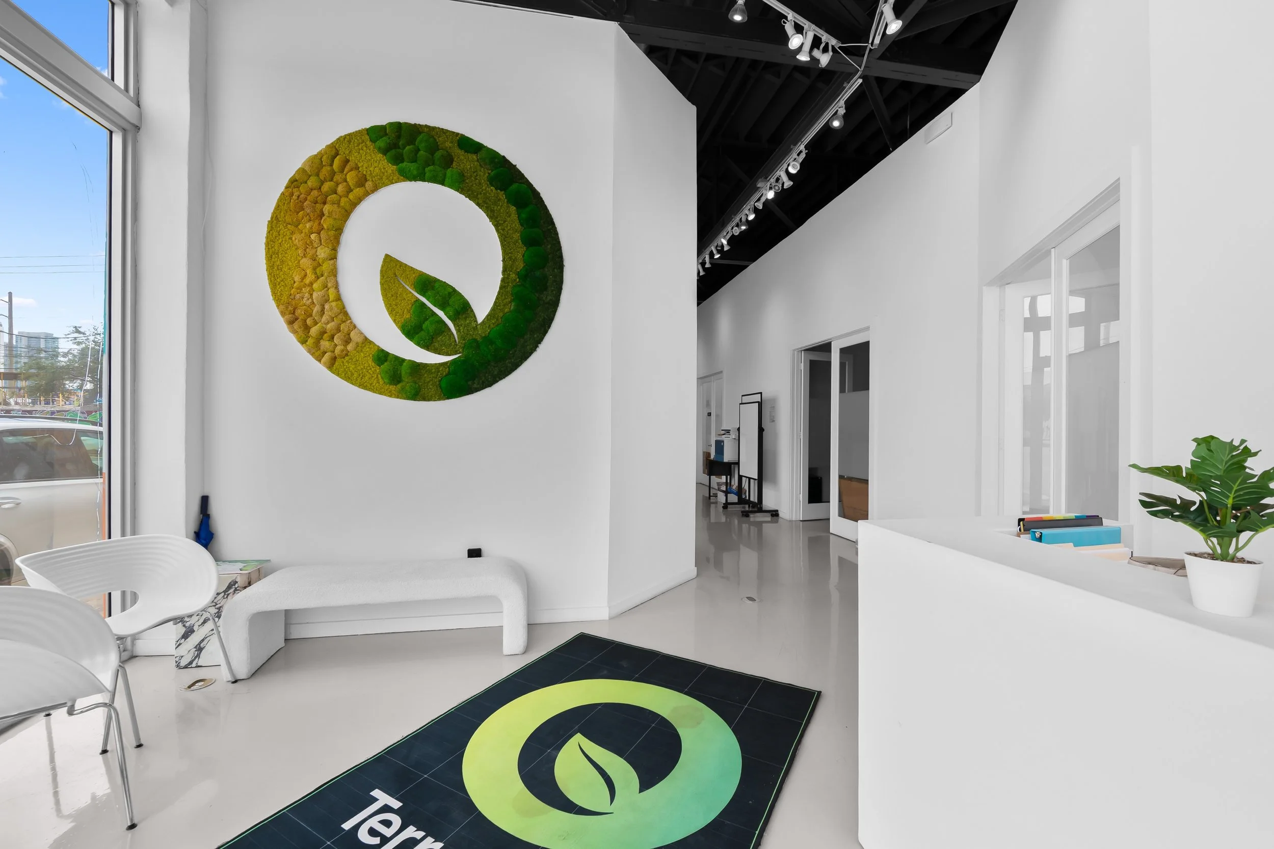 04-unit-101-102-reception.jpg