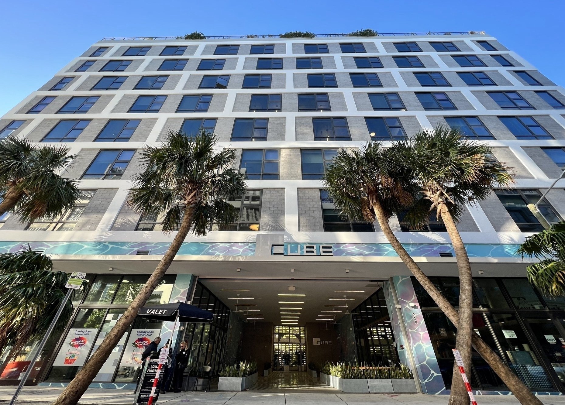 03-cube-exterior-2.jpg