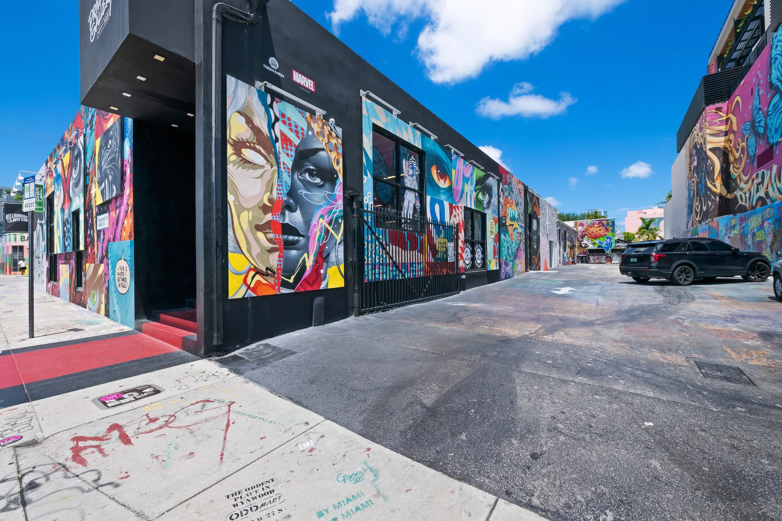 05-mural-street.jpg