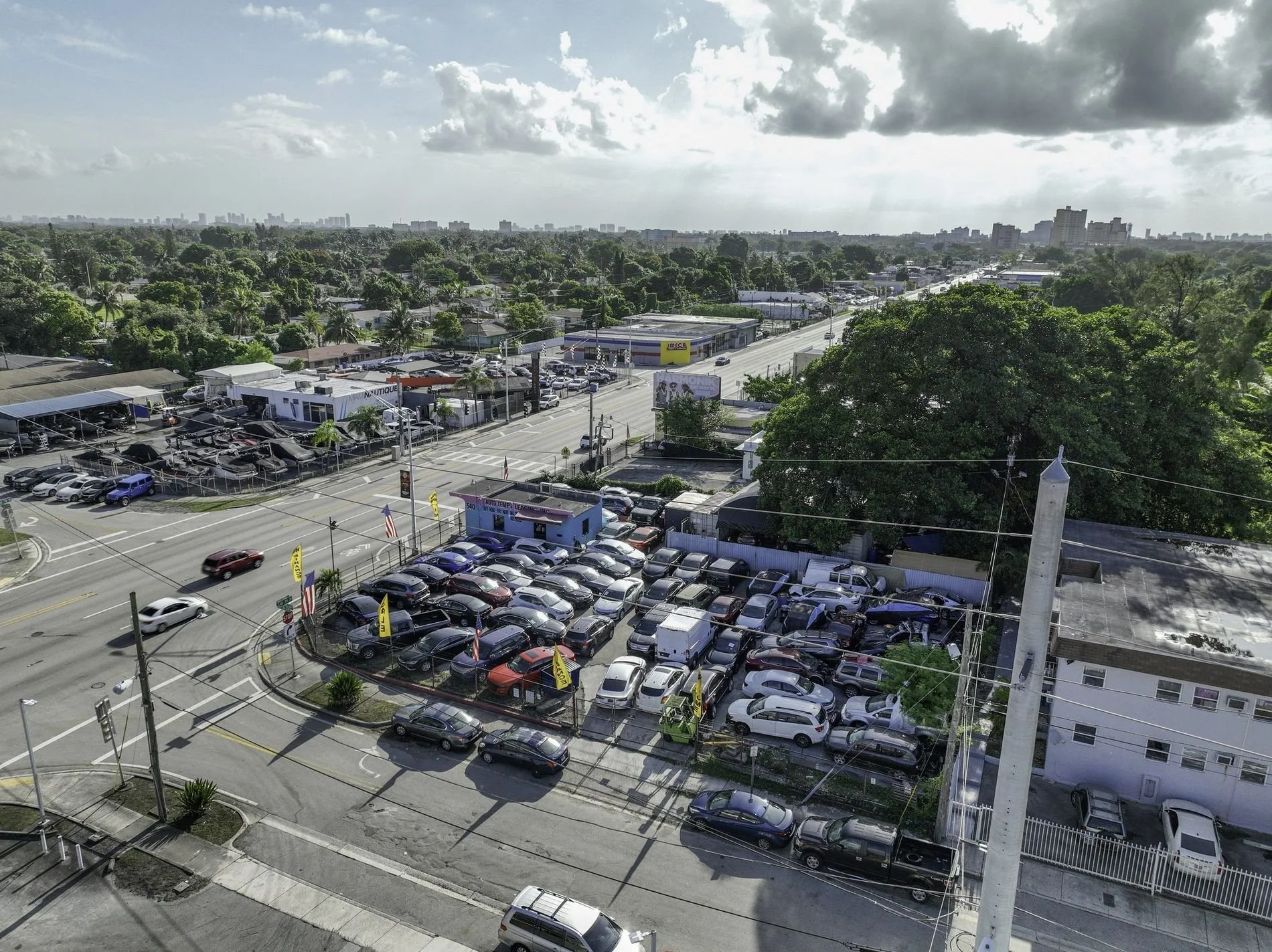 07-aerial-site-northwest-along-79th-street.jpg