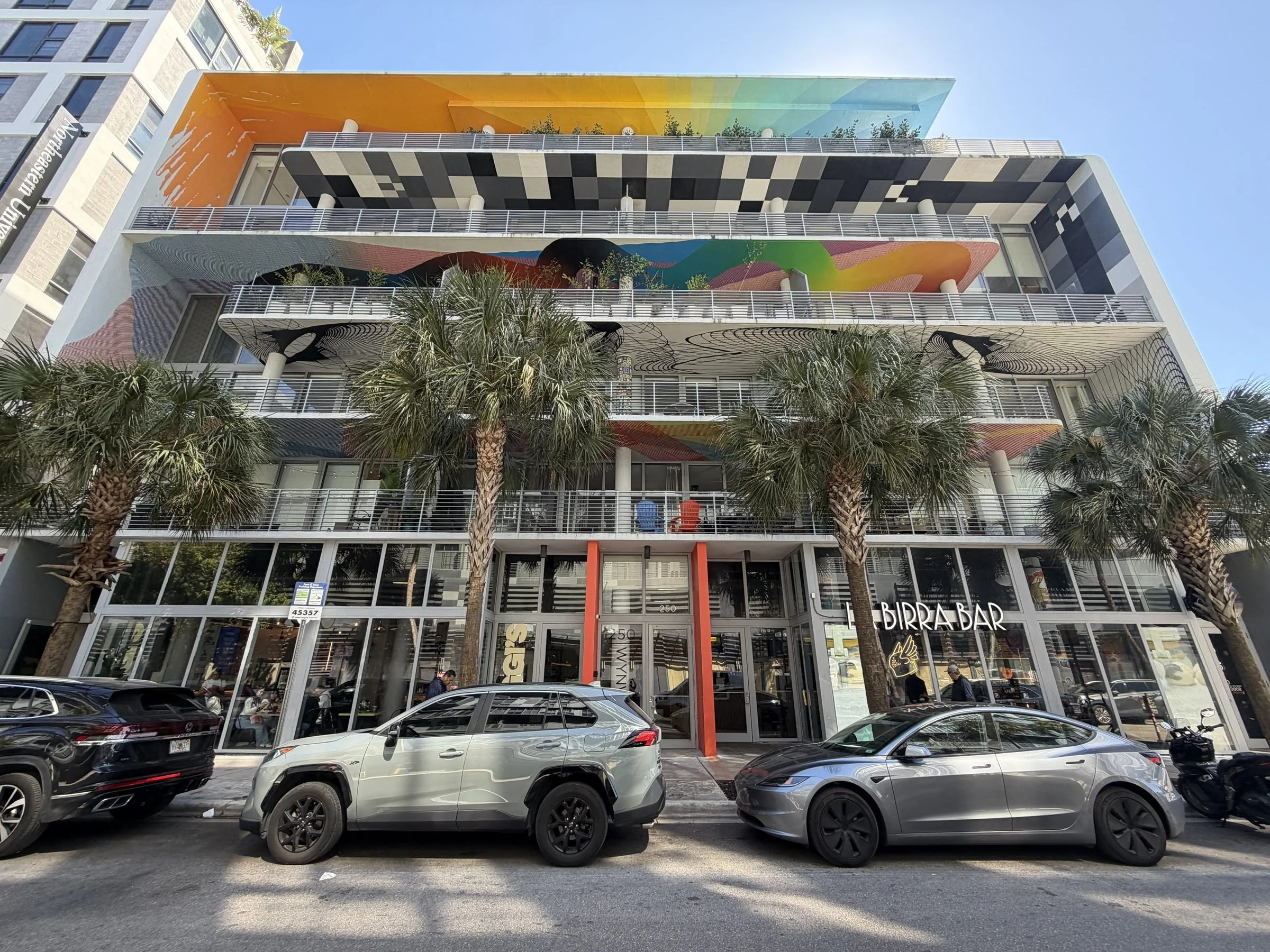 01-250-wynwood-retail-frontage.jpg