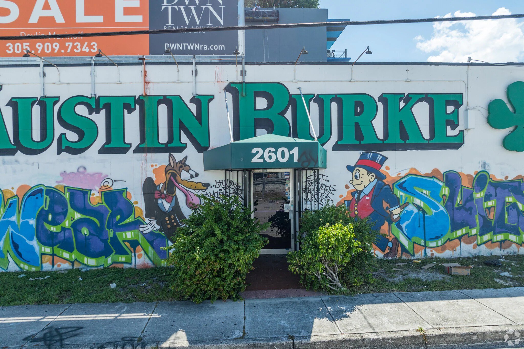 04-storefront-2601-nw-6-ave.jpg