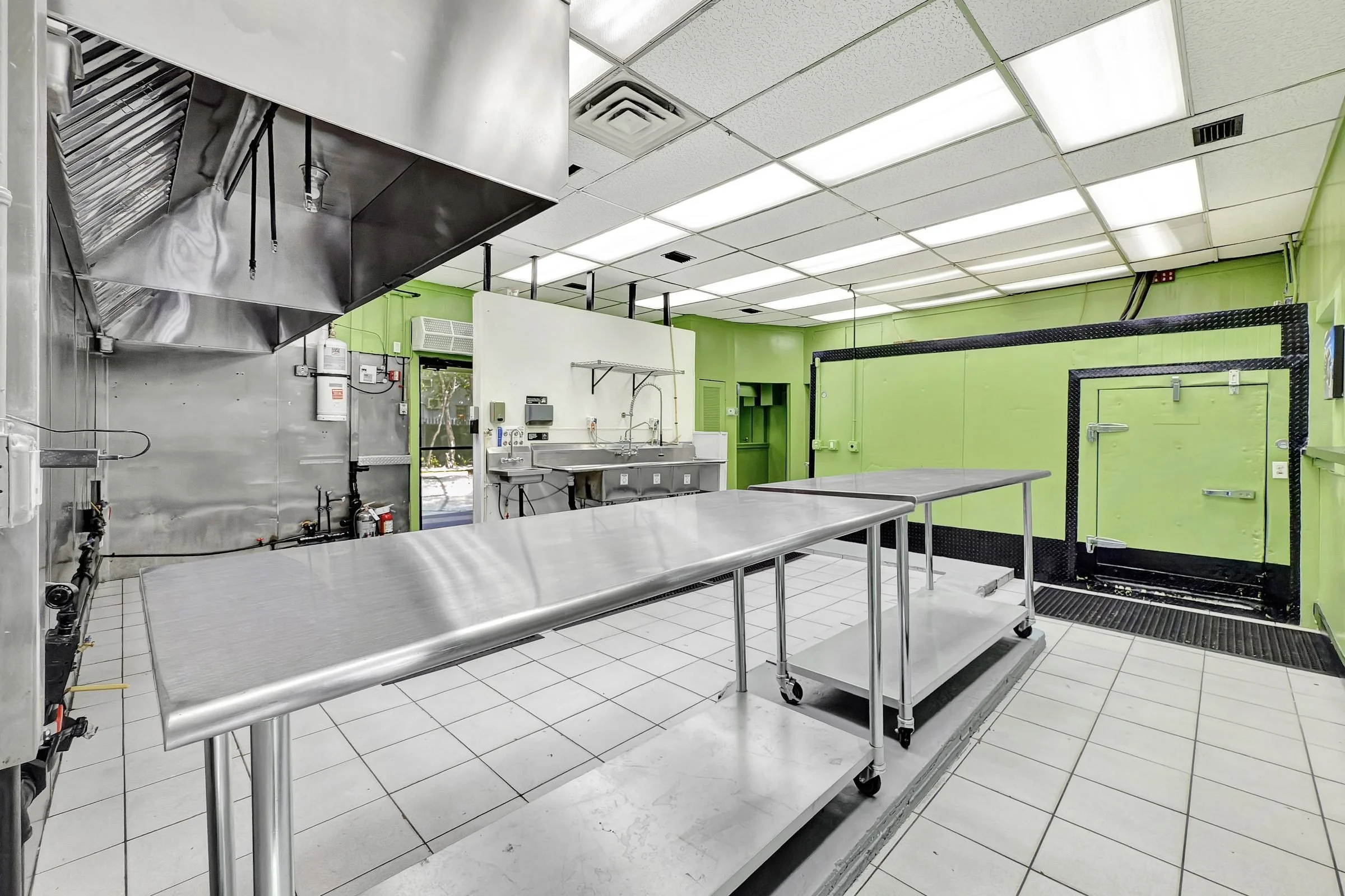07-commissary-kitchen-hood.jpg