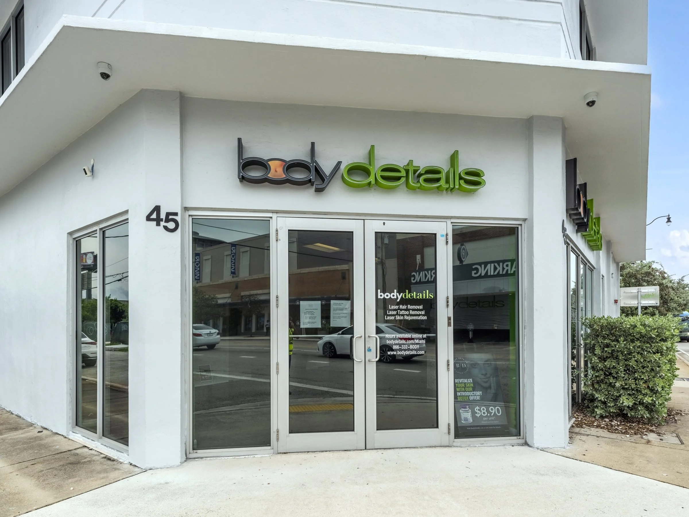 07-ground-floor-retail-entrance.jpg