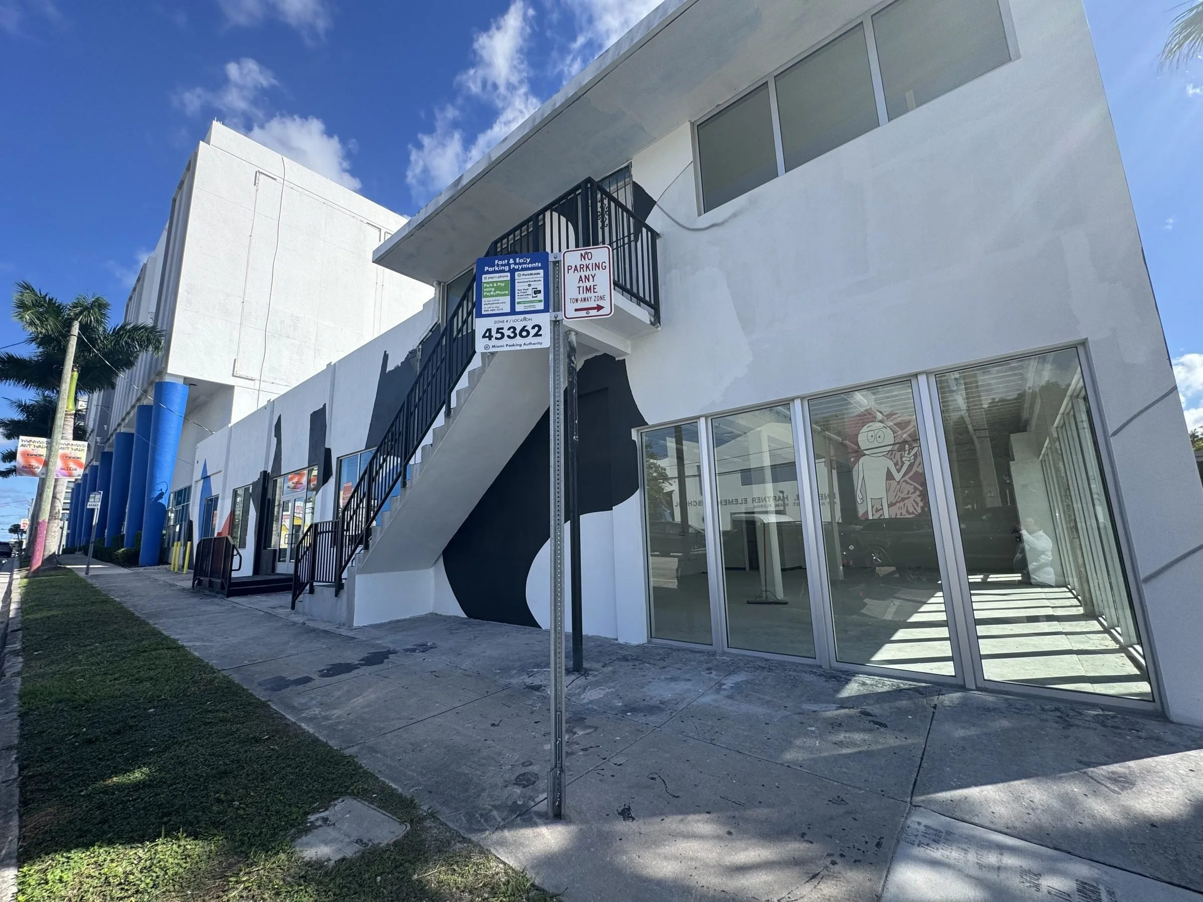 06-side-elevation-exterior-stair.jpg