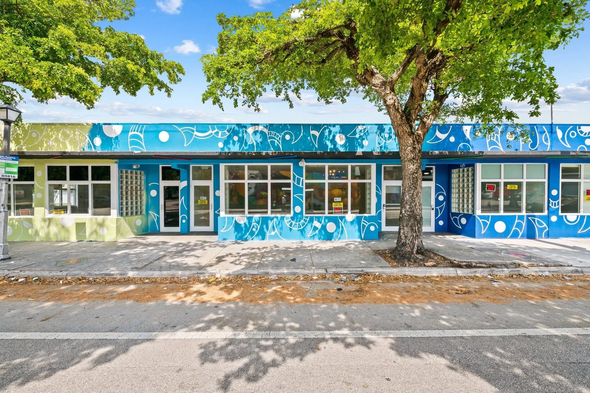 04-nw-2nd-ave-storefronts.jpg