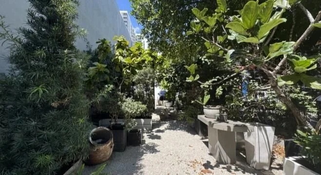 10-private-garden.jpg