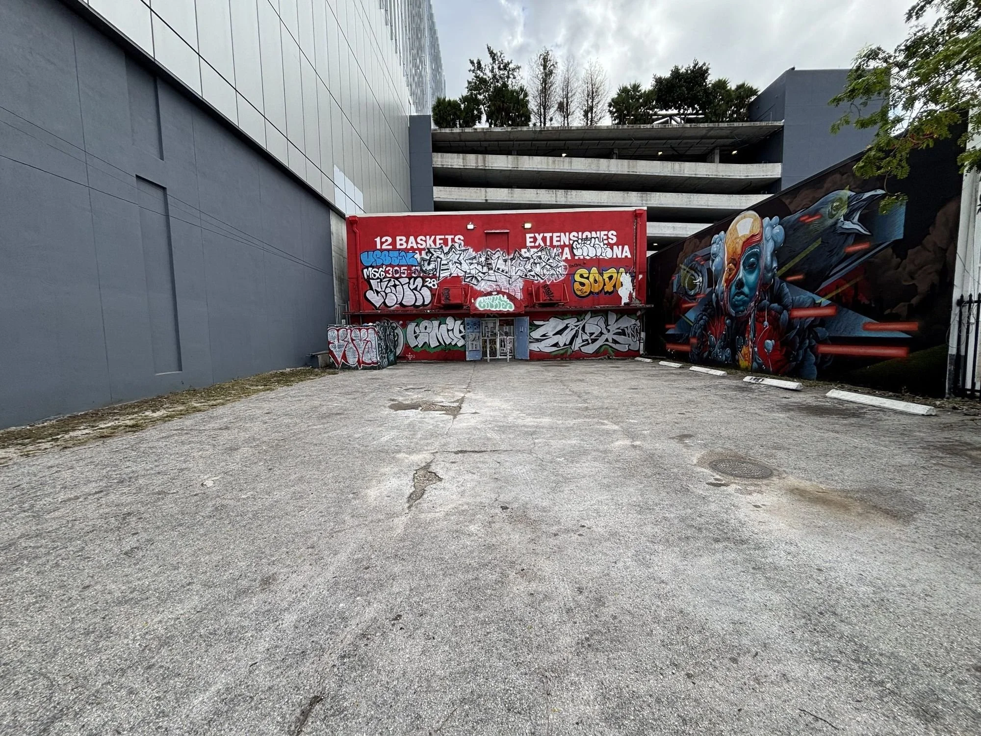 05-private-parking-lot.jpg