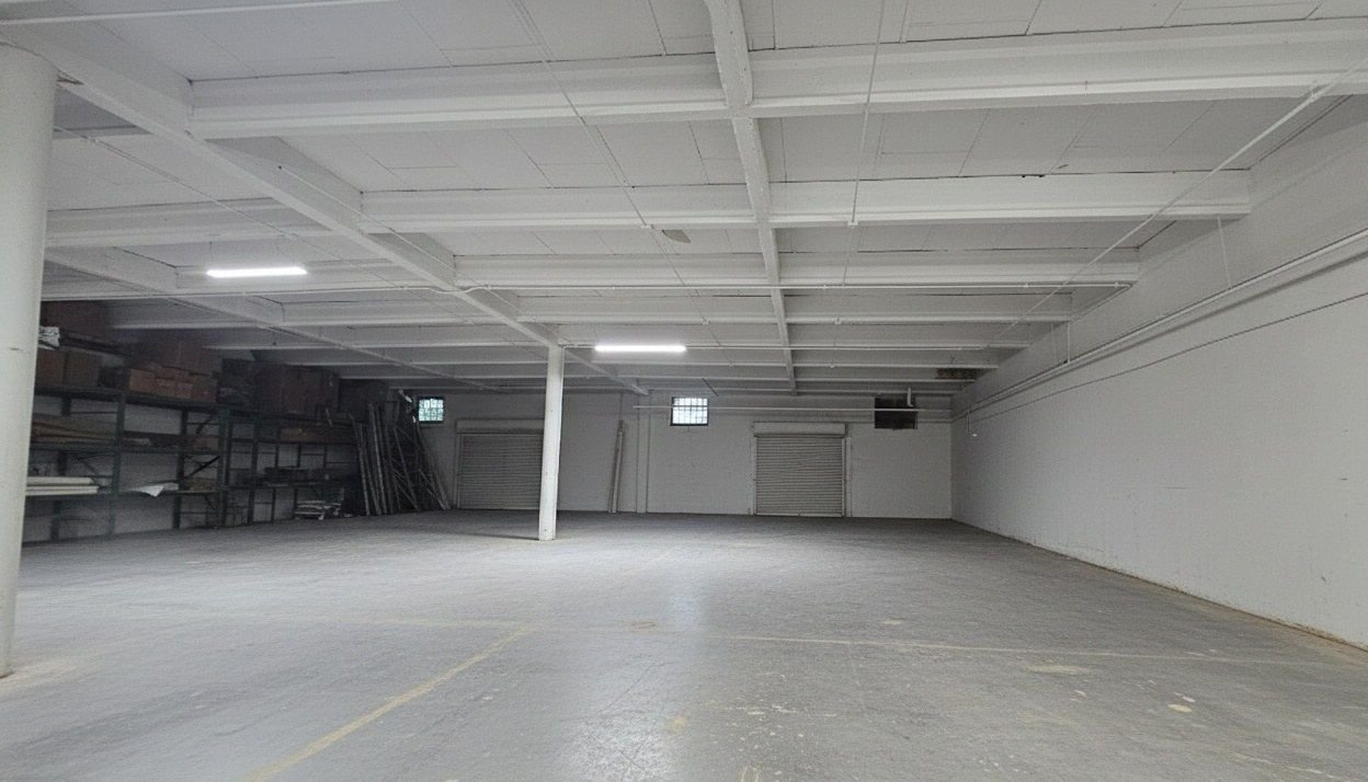 04-warehouse-space.jpg