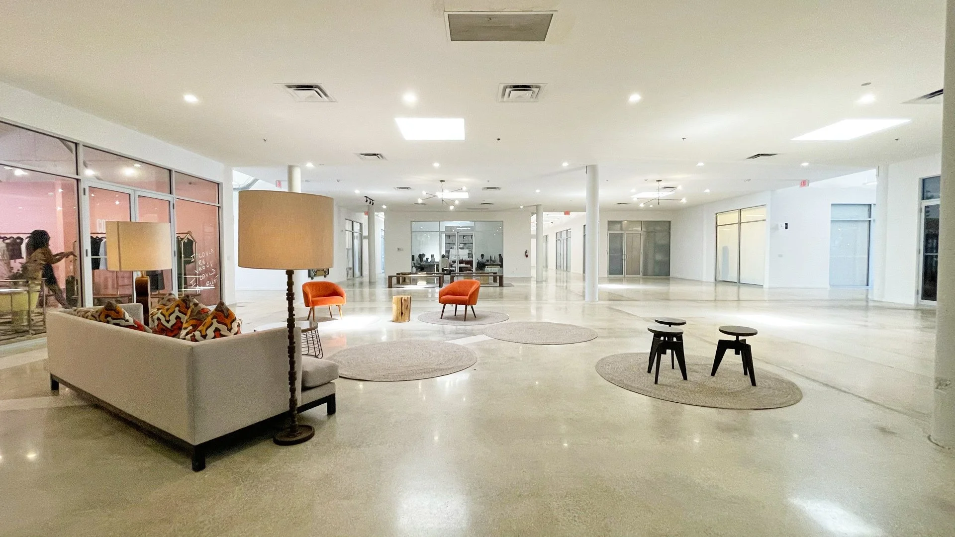 Inside 4.jpg