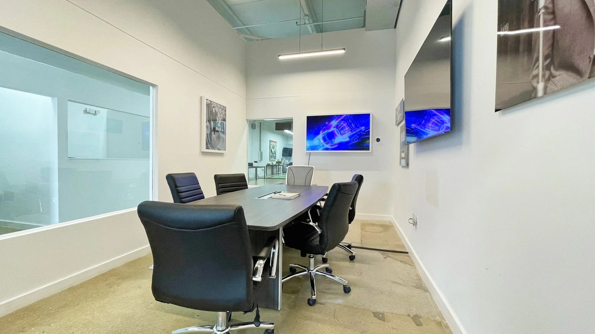 Inside 8.jpg