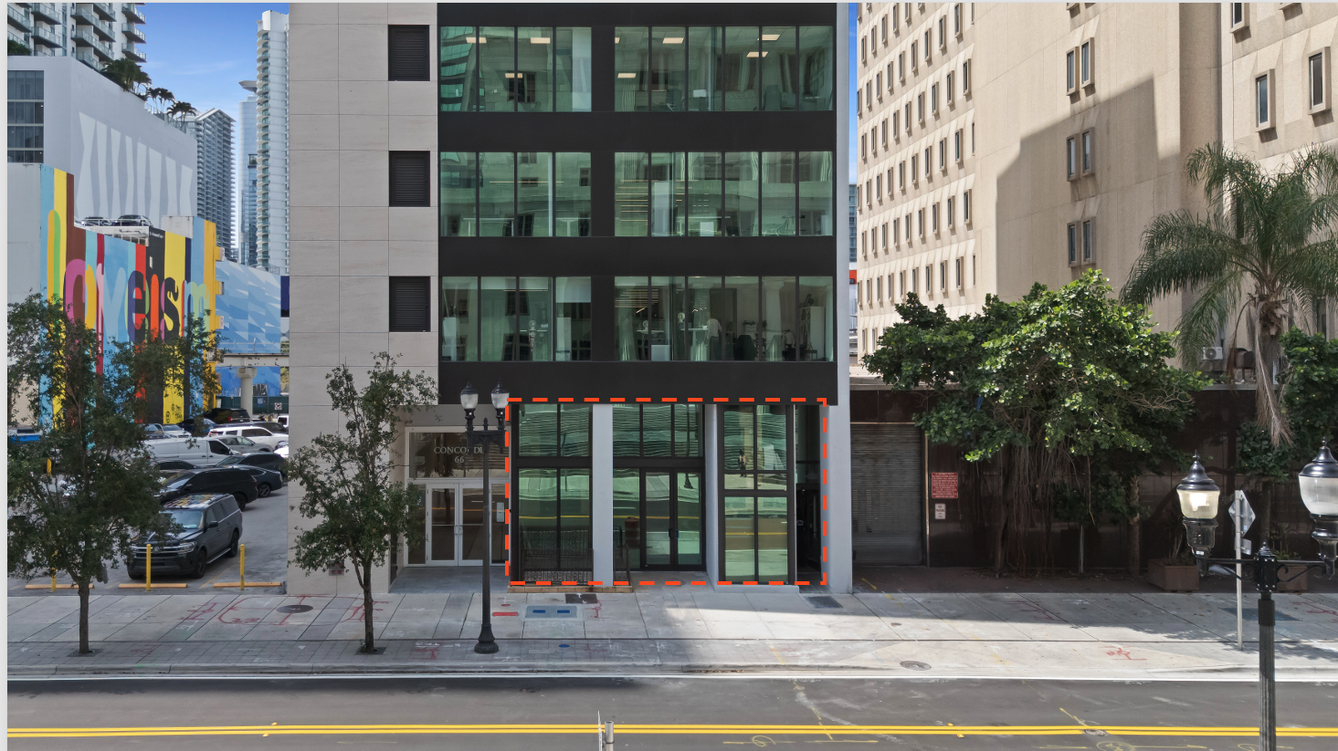6,000 SF Of 2nd Generation Restaurant/Bar Space In Downtown Miami