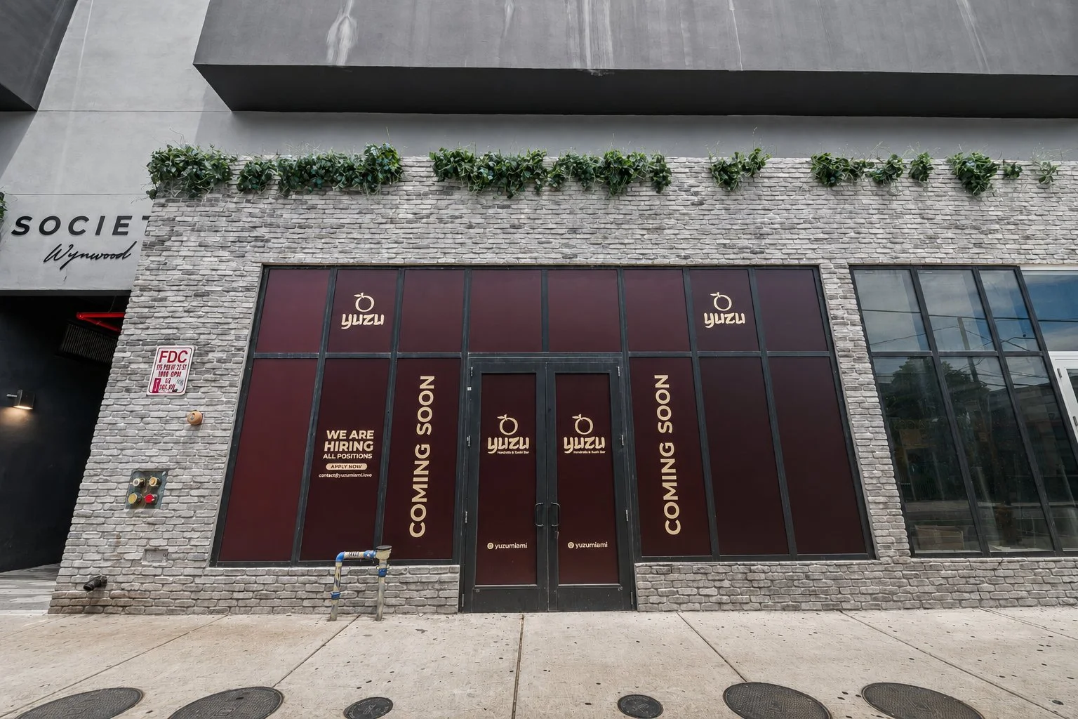 17-yuzu-storefront.jpg