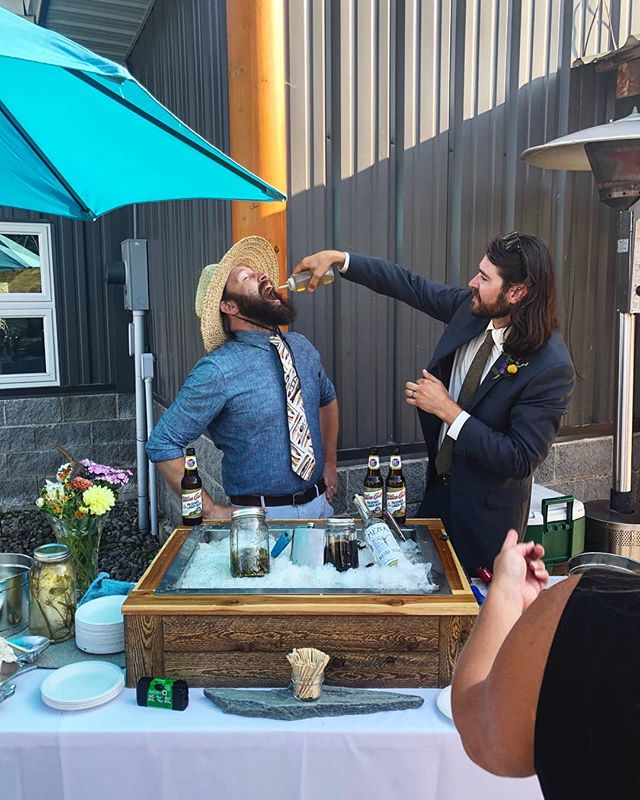 When you run out of oysters at your own wedding and all that's left is the shooter booze...well? When in Rome. 
Special thanks to @fineshuckit for making the trip out to the boonies to boogie and shuck it up for us on the big day!

#groomvsshucker #s