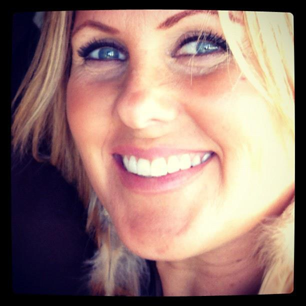 Tanya Profile Pic-4.png