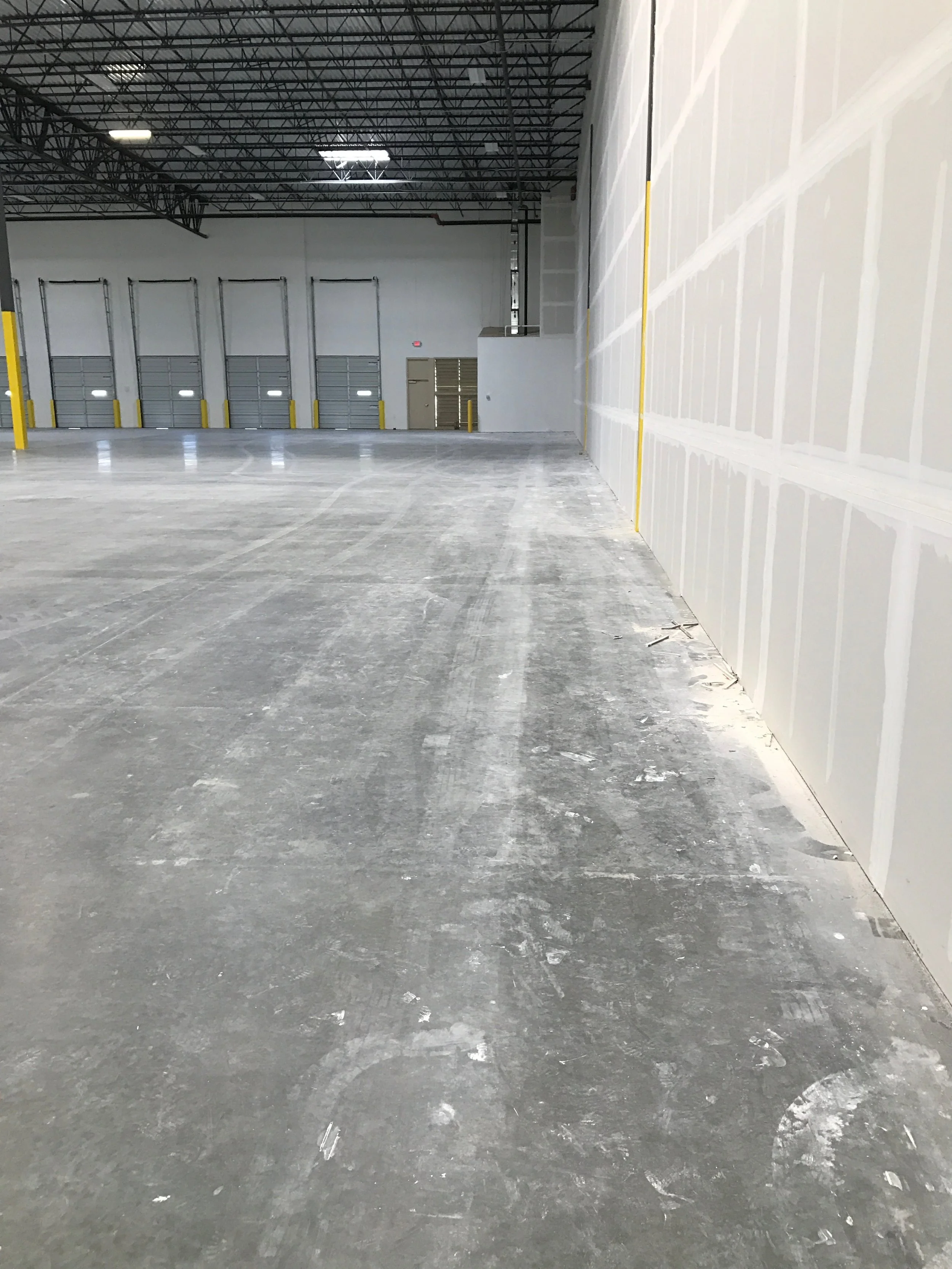 Warehouse_Floor_Scrub3.JPG