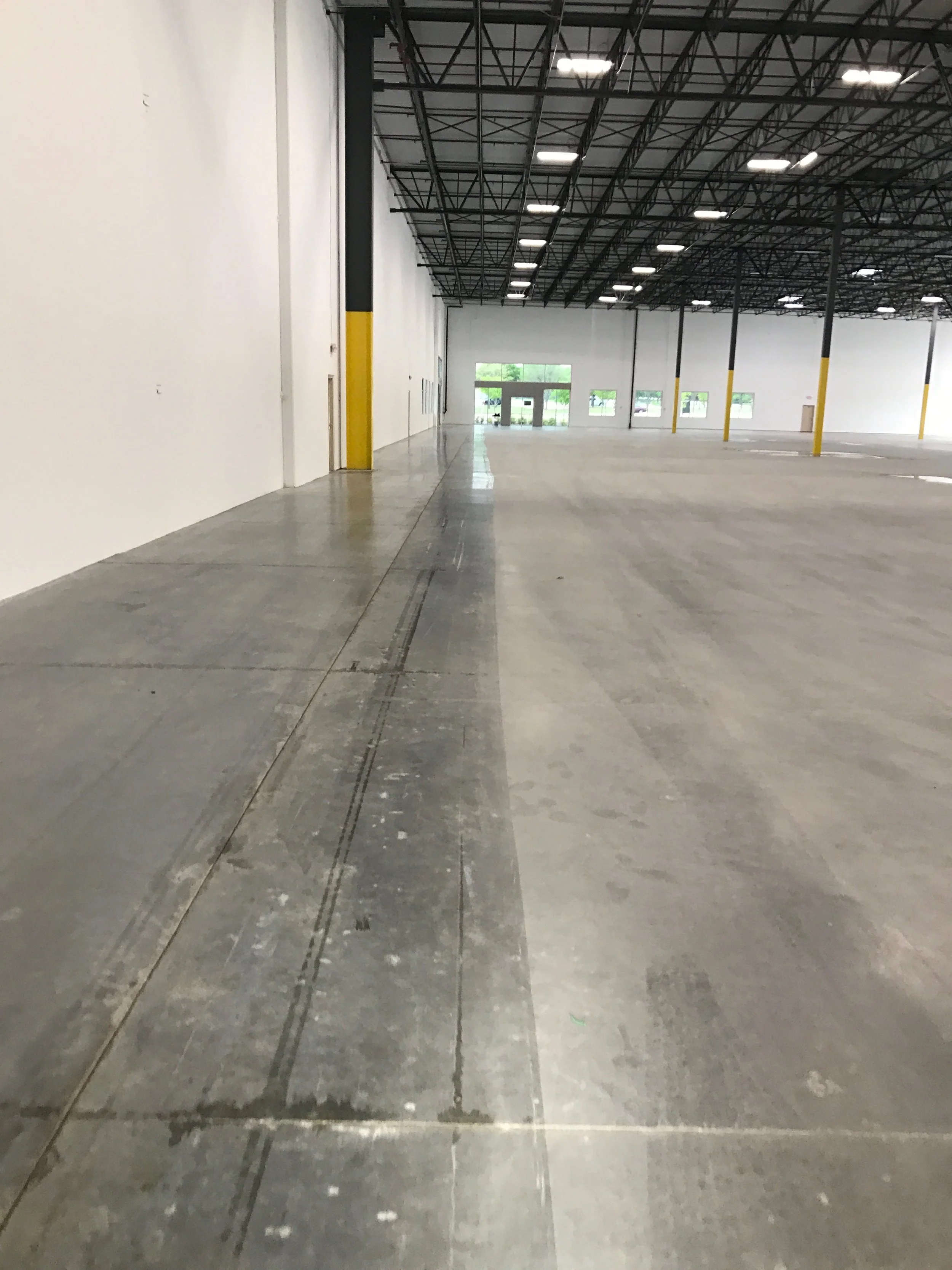 Warehouse_Floor_Scrub8.JPG