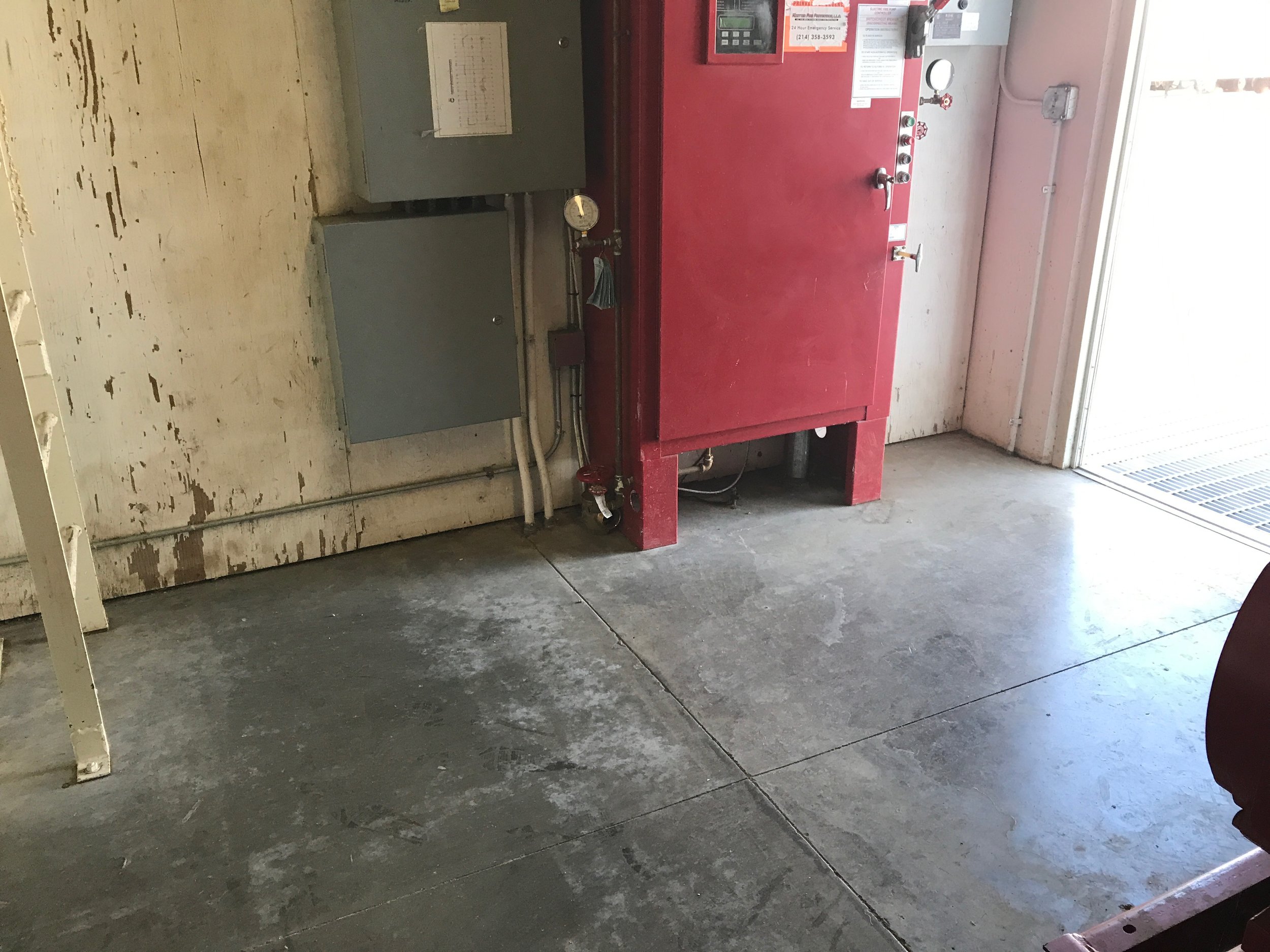 Riser Room Cleaning10.jpg