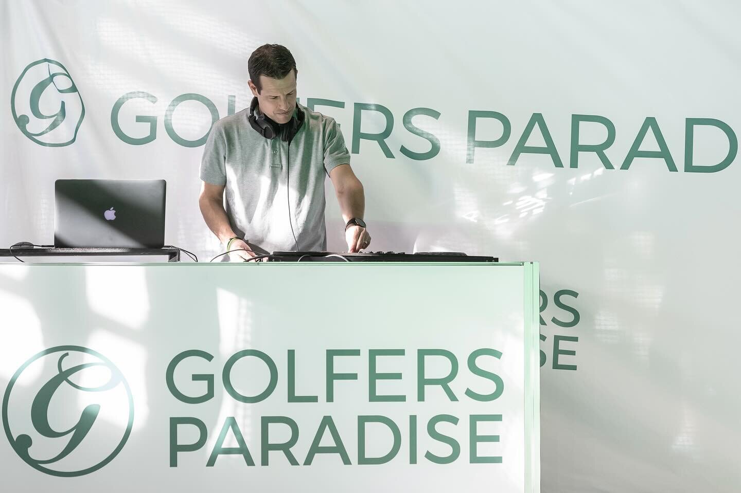 &laquo;
Fashion-Show Golfers Paradise | FESPO &amp; Golfmesse Z&uuml;rich 2024 

Entdecke die Neuheiten, die w&auml;hrend der Modenschau im Rahmen der Golfmesse 2024 vorgestellt worden sind im Webshop des Golfers Paradise.

Location: @fespo.ch 
Organ