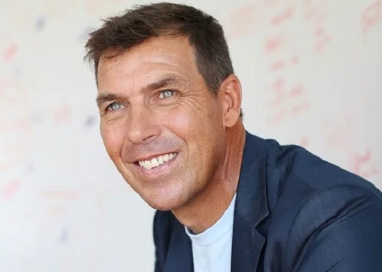 Episode 208 - Prof Grant Schofield