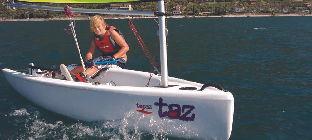 1TopperSailboatsTazDinghy1000px_81.jpg