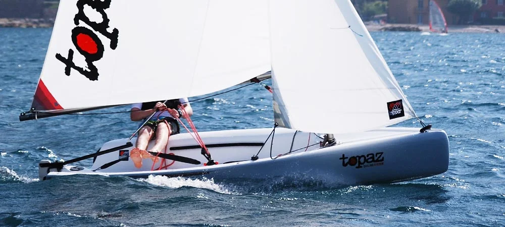 1TopperSailboatsTopazDinghy1000px_101.jpg