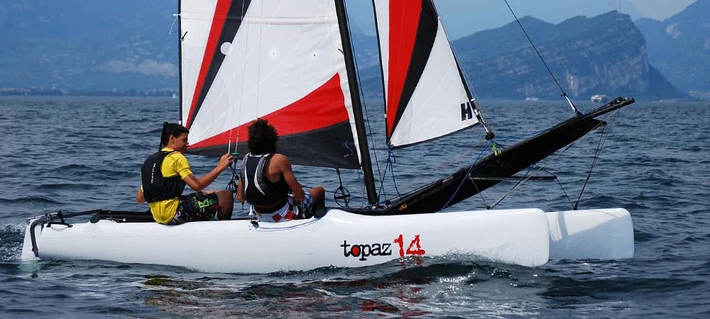 1TopperSailboatsTopaz14Catamaran1000px_31.jpg