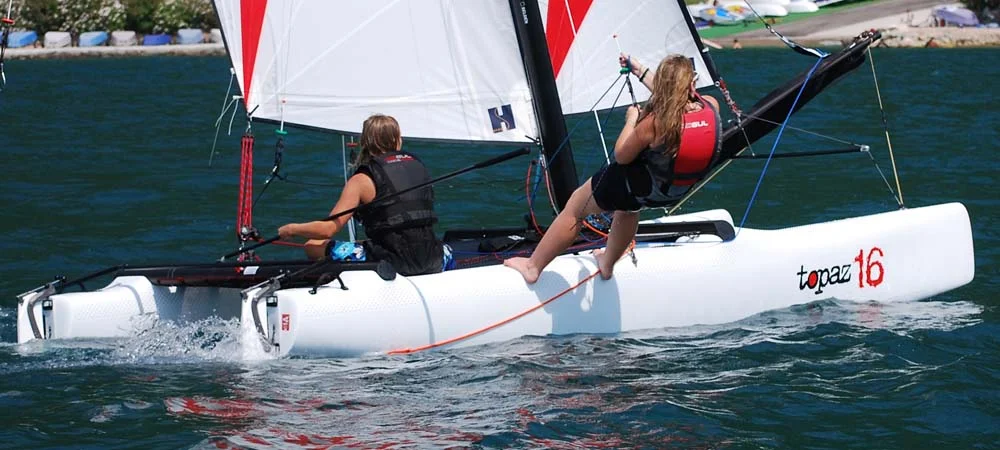 1TopperSailboatsTopaz16Catamaran1000px_12.jpg