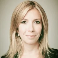 Manuela Andaloro Founder & CEO Manuela is a professional, with over 19 years of experience in financial services, business strategy, digital transformation and engagement. Since 2017, she is CEO and Founder of SmartBizHub, an exclusive consultancy that provides value in the form of strategic positioning. In March 2018 she also founded #SmartPlan – an exclusive business community for impact-makers.