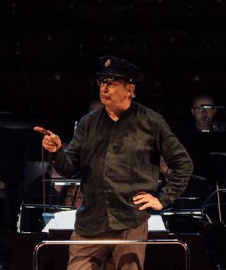 Sir John Eliot Gardiner as Officer Krupkie