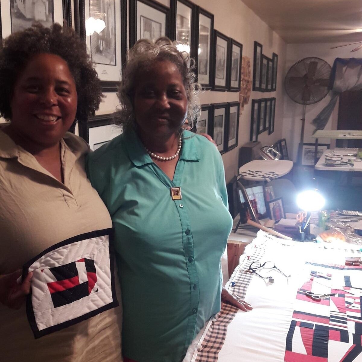 Andrea with Mary Anne Pettway at the Gees Bend Quilting Collective in Gees Bend Alabama