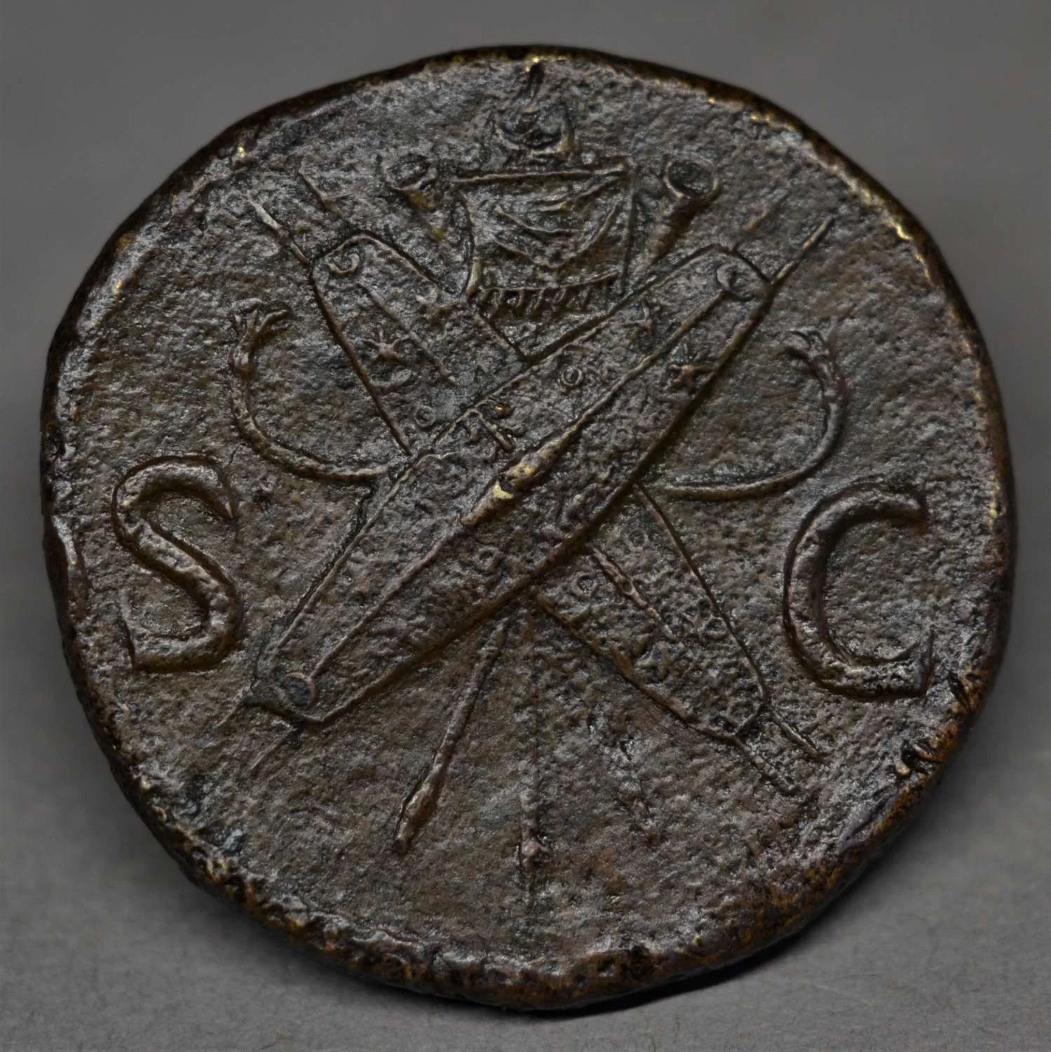 BRASS DUPONDIUS OF DOMITIAN, ROME, AD 85.
