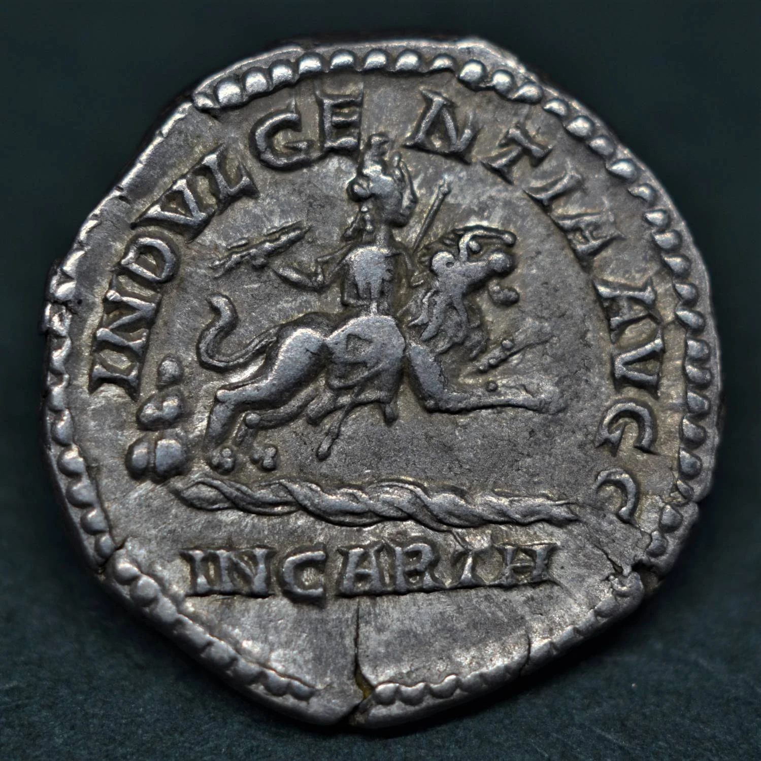 SILVER DENARIUS OF SEPTIMIUS SEVERUS, ROME, AD 204.