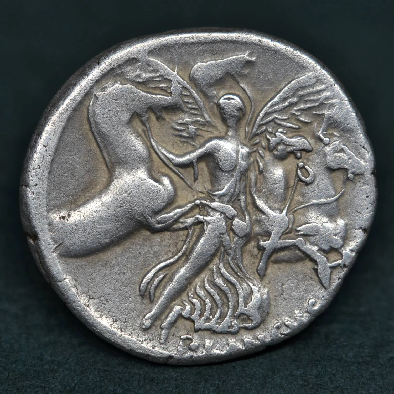 SILVER DENARIUS OF L. PLAUTIUS PLANCUS, 47 BC.