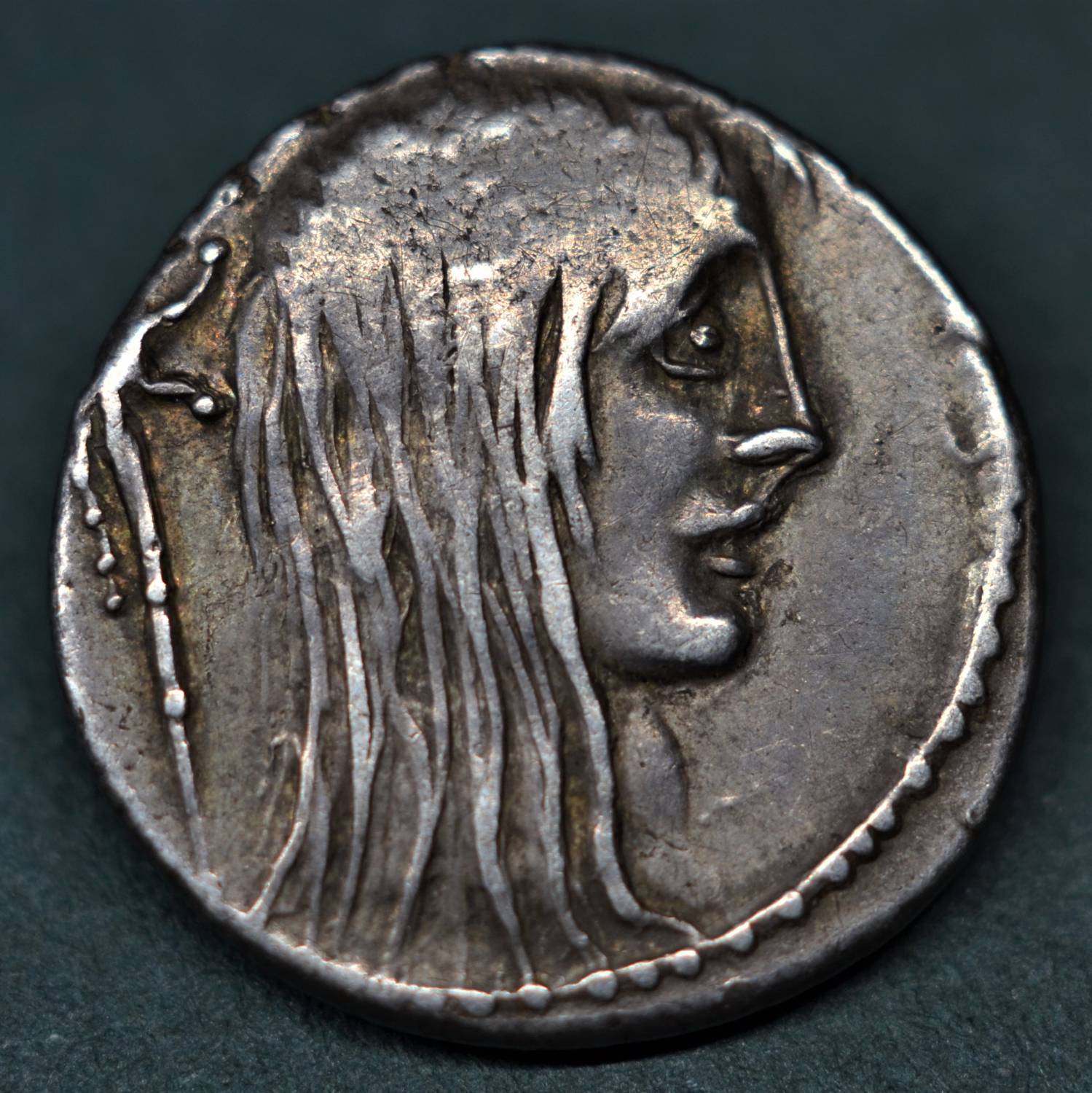 SILVER DENARIUS OF L. HOSTILIUS SASERNA, 48 BC.