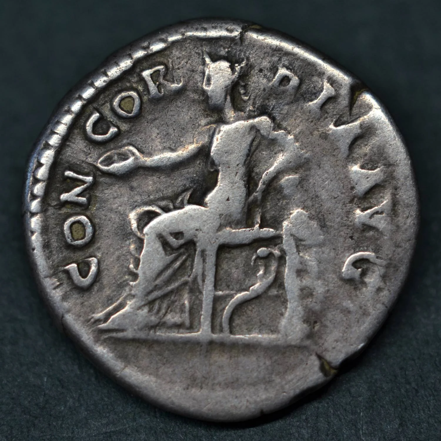 SILVER DENARIUS OF SABINA, ROME, AD 129.