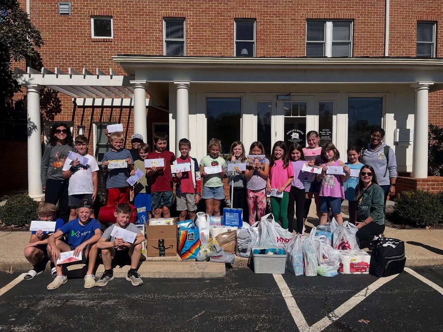 A huge thank you to the 4th-graders (and their families) at Onward Christian Academy! They collected so many wonderful items from our wishlist to help the families we serve make their new houses feel like home. The students also wrote &ldquo;Welcome 