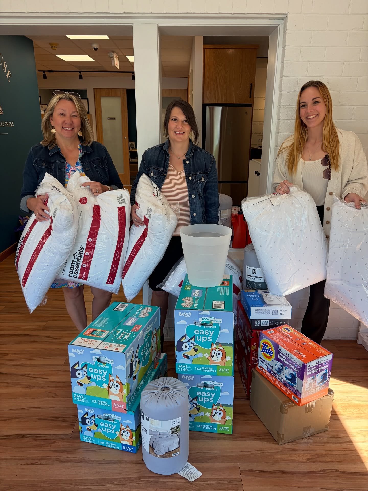 We were so excited to have a visit from our friends at Pinnacle Financial Partners today!

As part of their annual Make a Difference Day, Cindy and her team stopped by with some of the exact items our families have been needing most right now&mdash;l