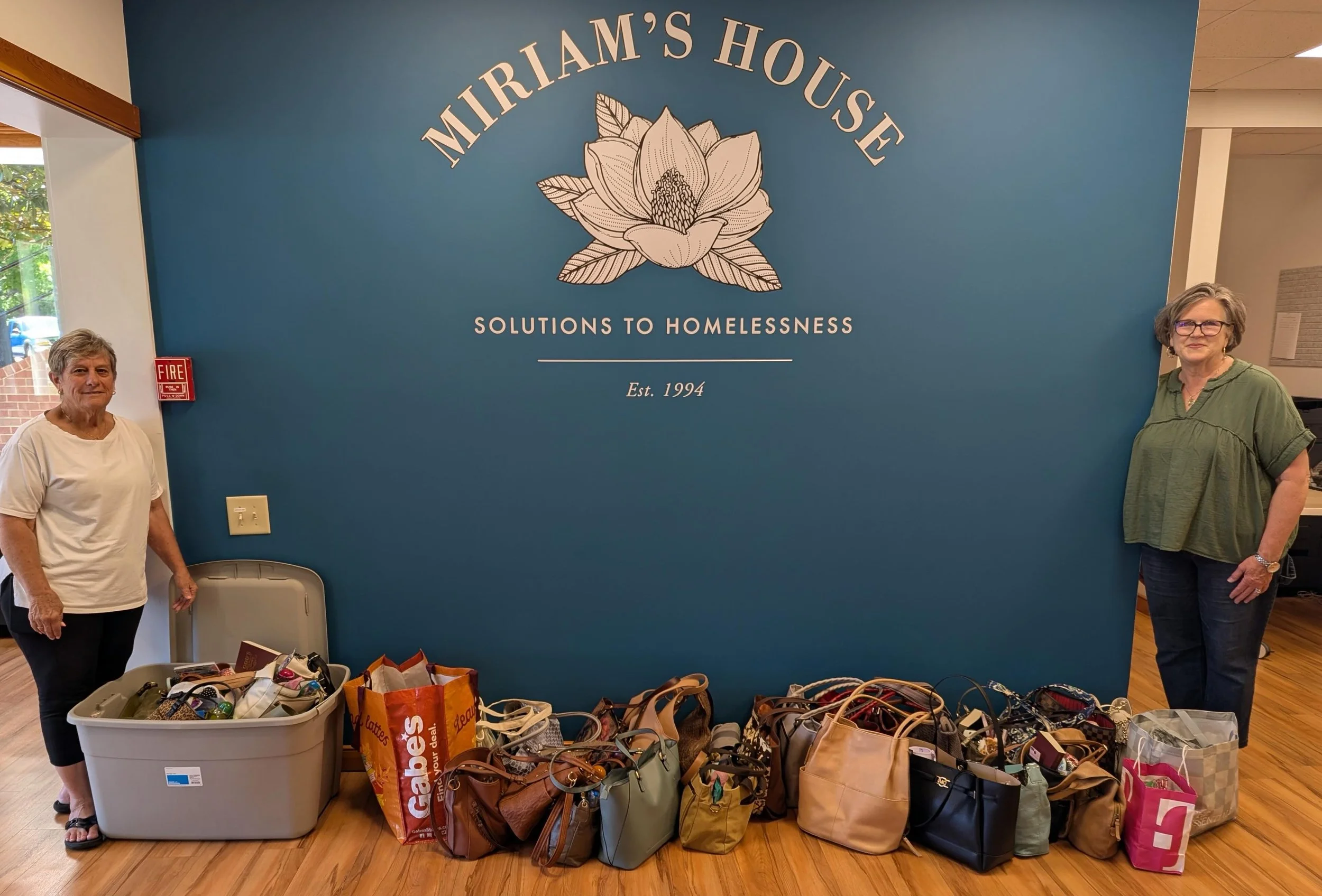 We are so grateful for all the ways our community shows up for us and for the individuals we serve! Our friends at Living Water Ministries dropped off a selection of purses filled with lovely items to gift to women in need. Their thoughtfulness is so
