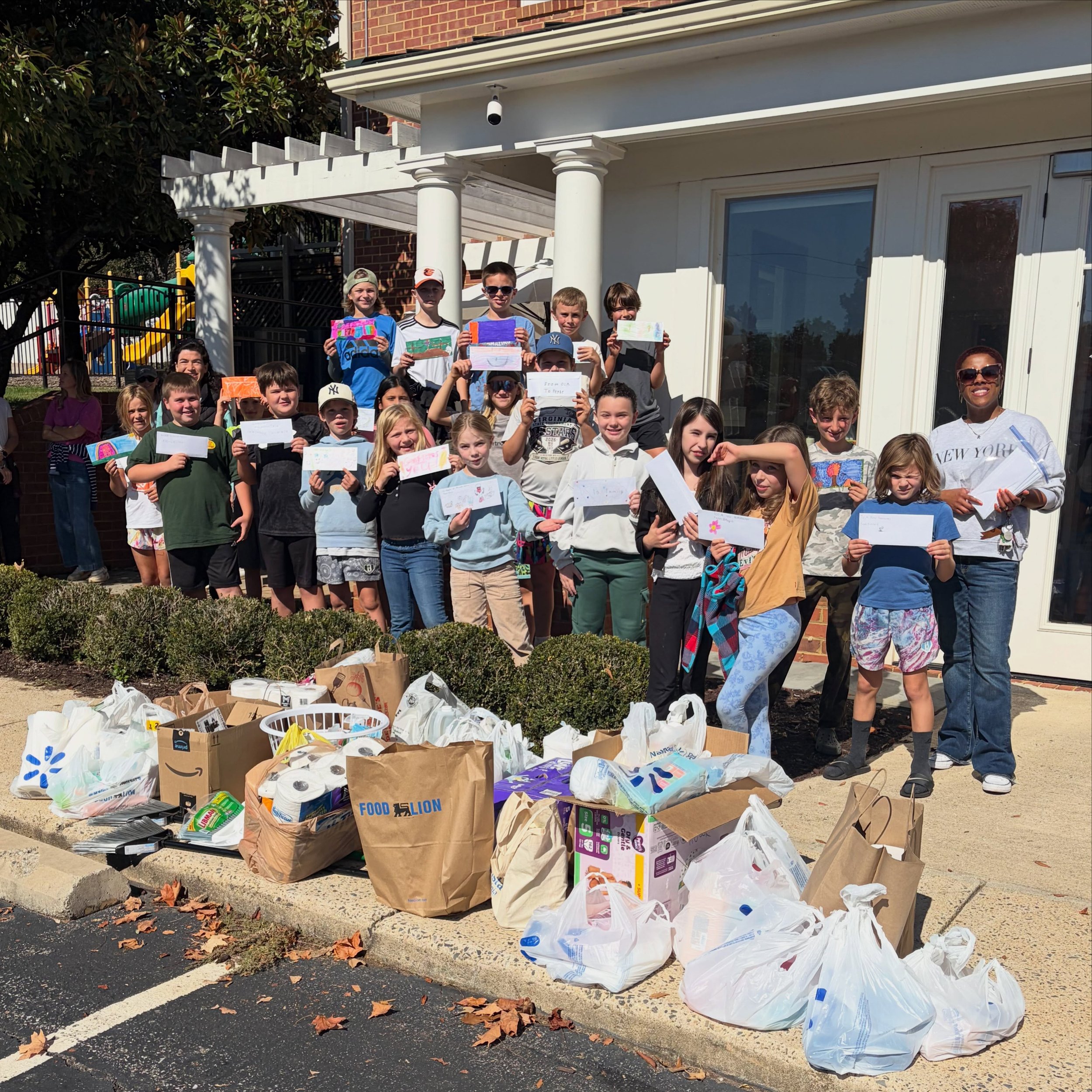We loved welcoming the 4th graders from Onward Christian Academy back to Miriam&rsquo;s House for the fourth year in a row!
 
These students (and their families!) collected so many thoughtful items from our wish list to help families starting over in