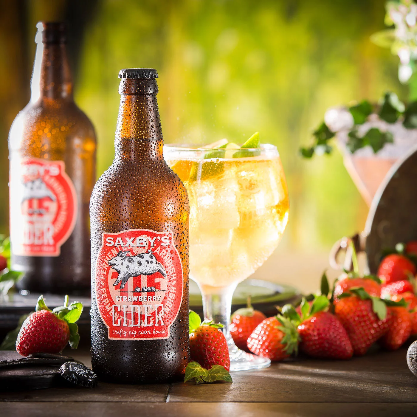 saxbys-strawberry-cider-sq.jpg