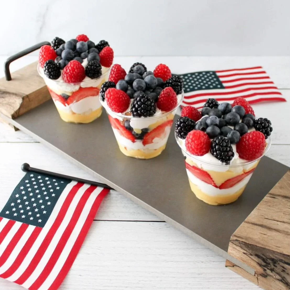 Celebrate Fourth of July tomorrow with red, white, and blueberry mini trifles from @theproducemoms. This simple and delicious dessert is sure to impress all your guests! 

Our client @theproducemoms is on a mission to put more fruit and vegetables on