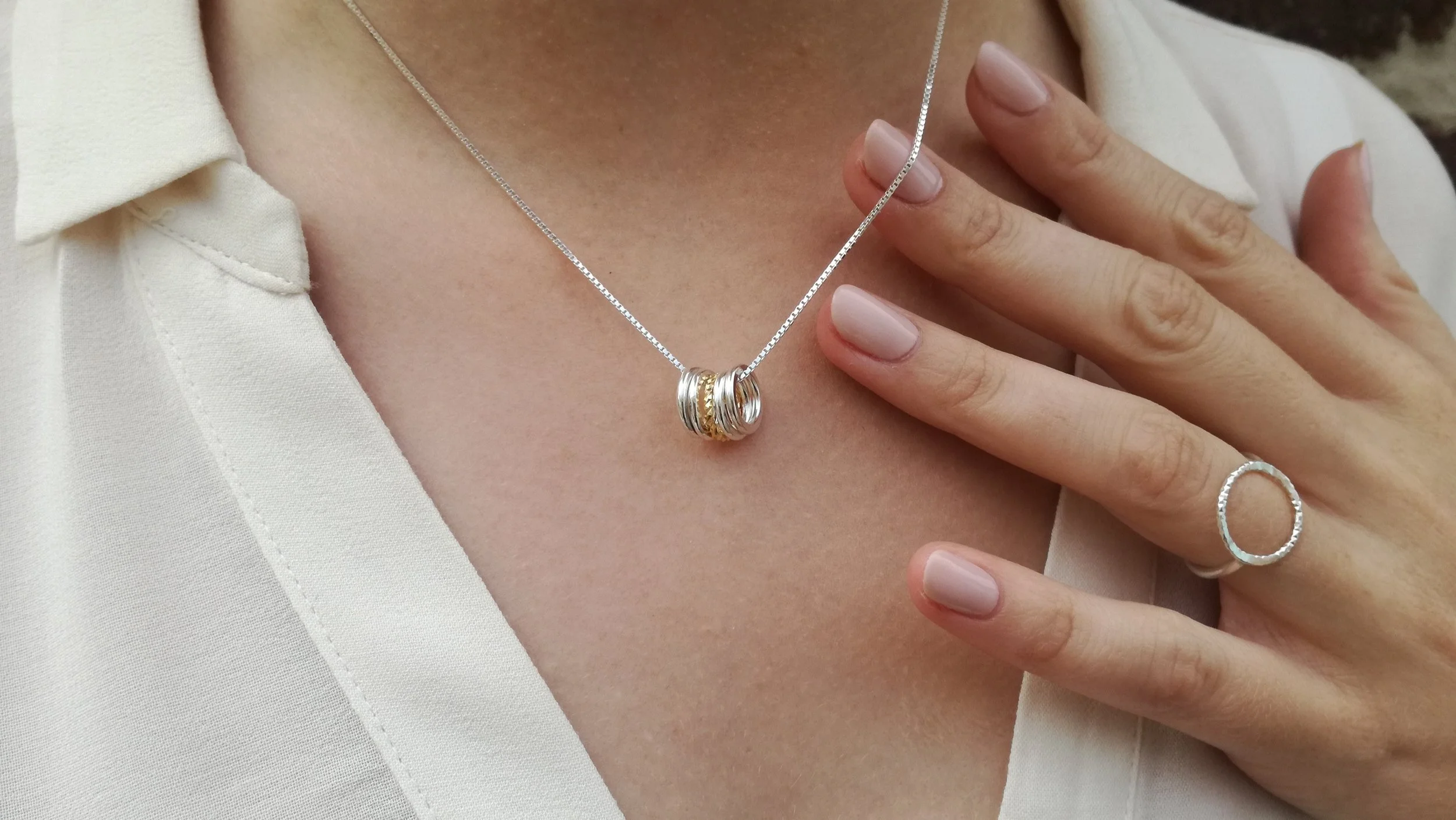 Circles Necklace 2.jpg